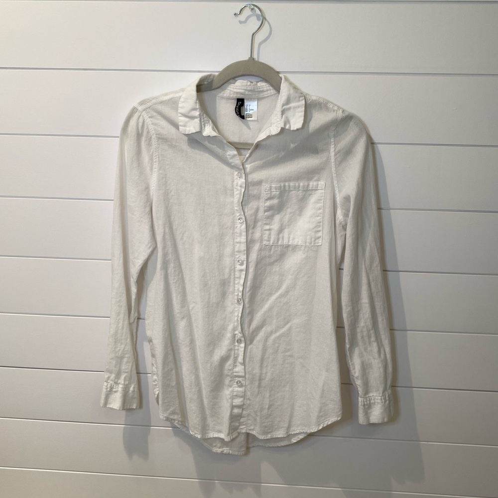 Forever 21 White Long Sleeve Button Down